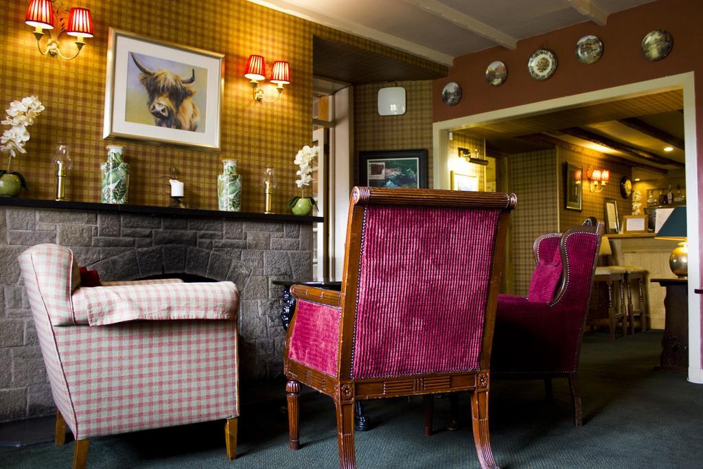 The Wheatsheaf Hotel And Restaurant Свинтон Экстерьер фото